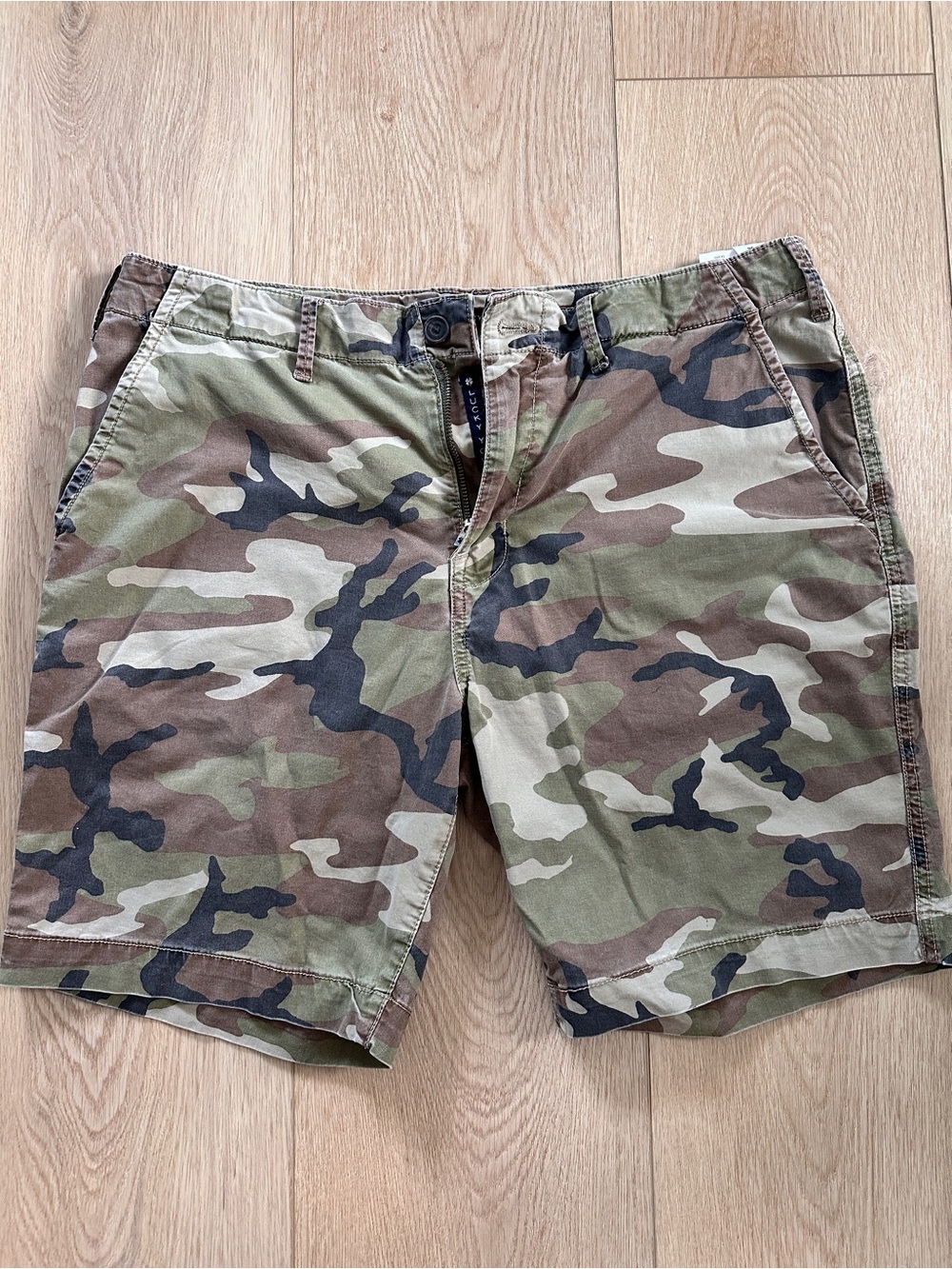 Lucky Brand Men's Woodland* Camo Cargo Shorts 36